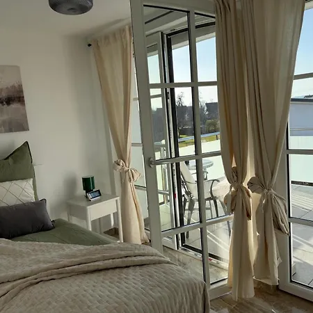 Διαμέρισμα Esmeralda Penthouse - 3schlafzimmer - 30m2 Terrasse Panorama- Fernblick & Alpenblick Ebersbach-Musbach